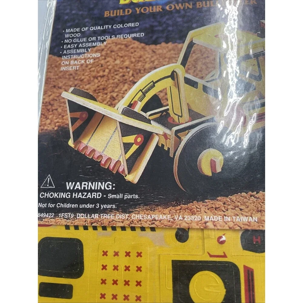 Four Star Colorful Bulldozer Wooden Model Kit No Glue/Tools Required‎ Ages 6+